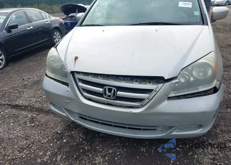 2005 Honda Odyssey Ex z USA, uszkodzony, nr VIN 5FNRL38445B413734